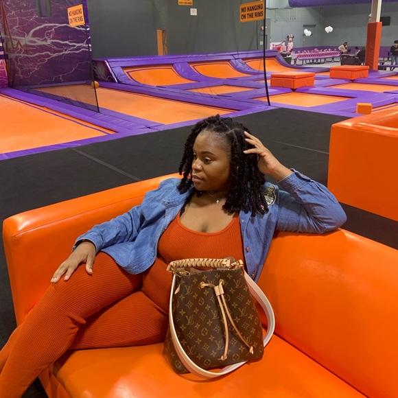 Louis Vuitton Monogram Néonoé - Picture 16 of 16